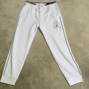 *NWT* Men’s American Eagle Outfitters Joggers